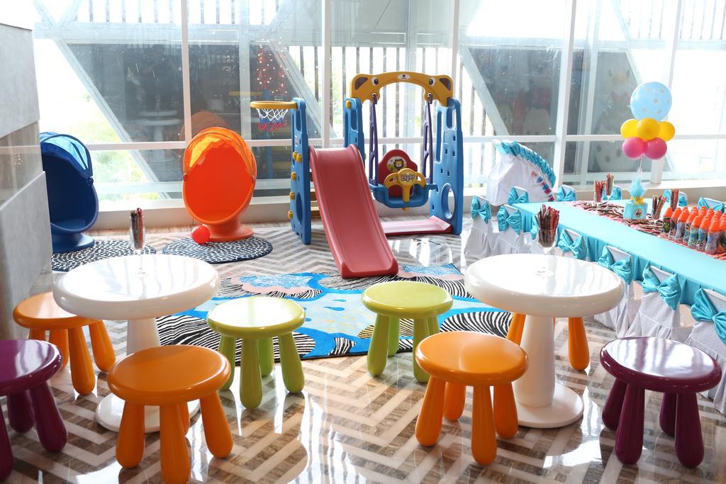 Vasa Hotel Surabaja Zewnętrze zdjęcie